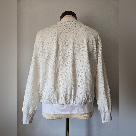 MOMA White Floral Lace lightweight Bomber Jacket. Size 40/ Medium - Picture 6 of 13